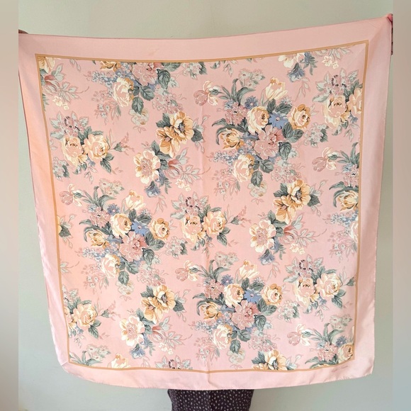 1980s Vintage Ralph Lauren Silk Rose Scarf - Picture 2 of 7